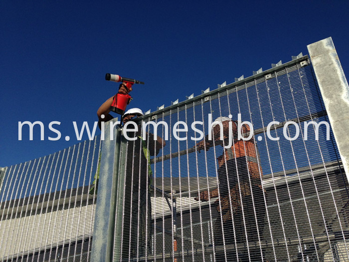 Additional Wire Security Fence